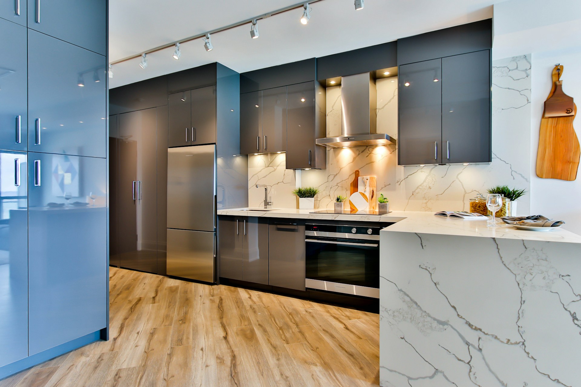 Luxury Chicago bathroom renovation featuring custom tile and walk-in shower by AAA Construction Services